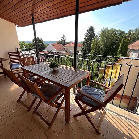 Pacsirta Apartman Grand Erlau Exterior foto