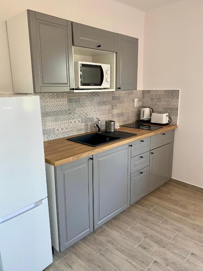 Pacsirta Apartman Grand Erlau Exterior foto
