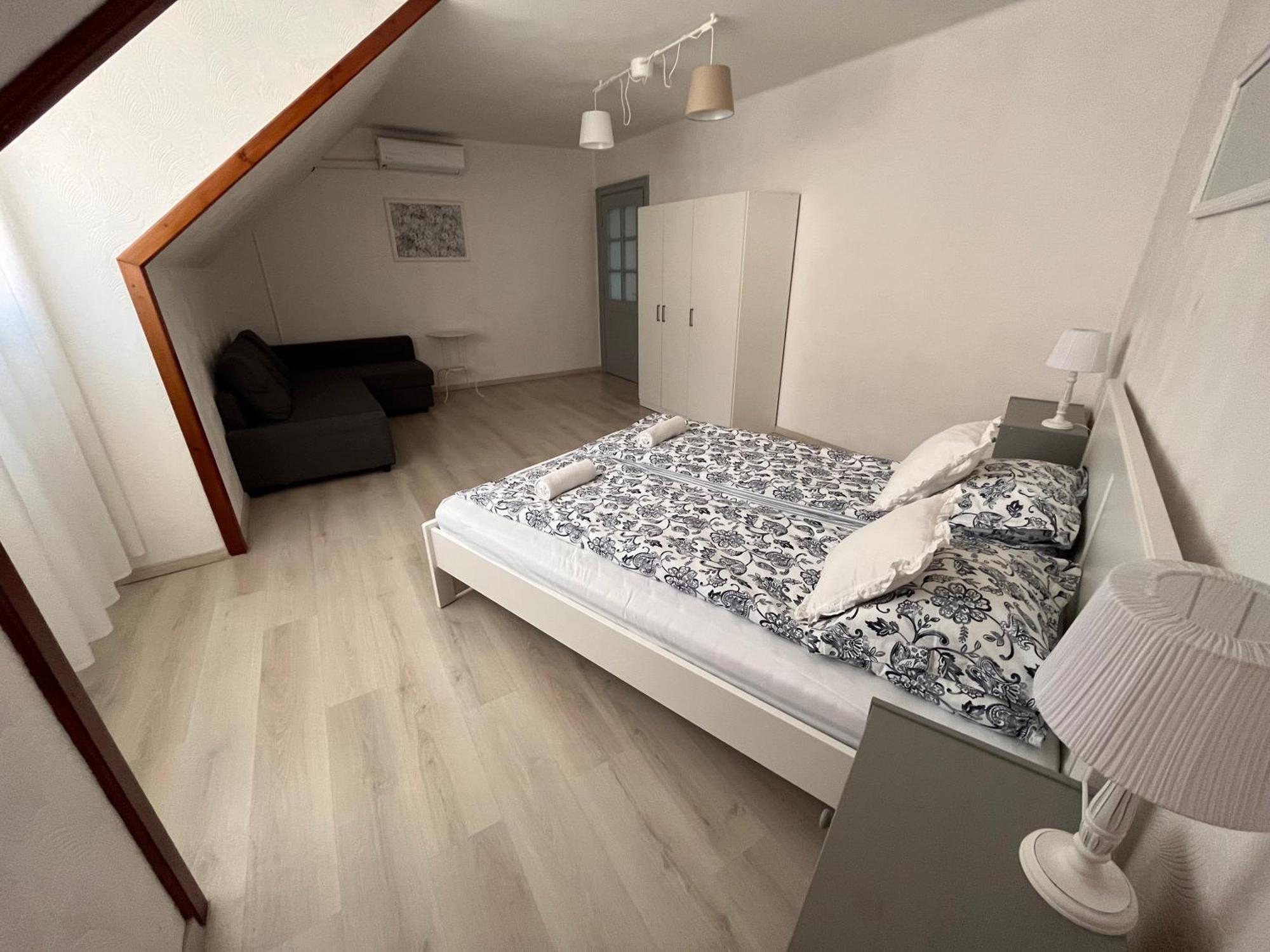 Pacsirta Apartman Grand Erlau Exterior foto